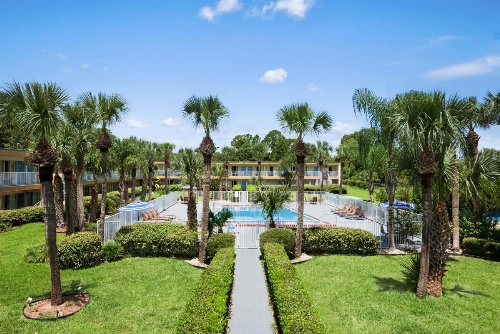 Days Inn by Wyndham Daytona Beach Speedway image 16