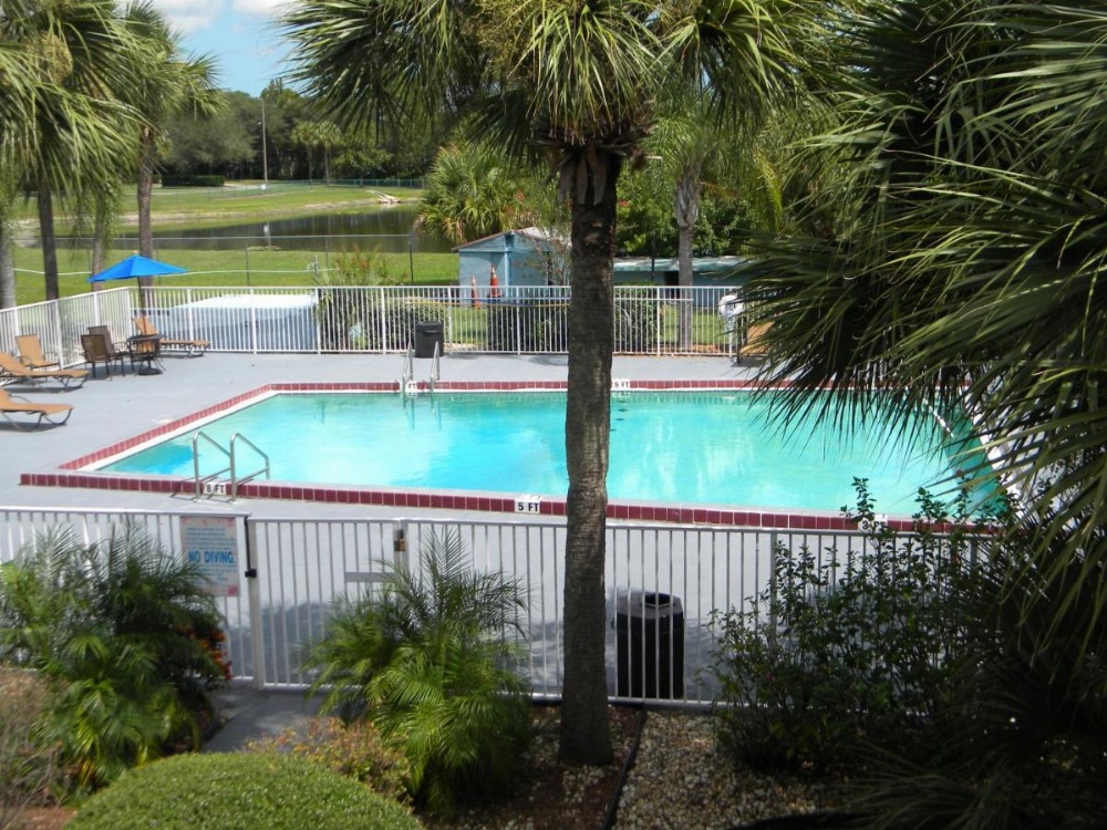 Days Inn by Wyndham Daytona Beach Speedway Image 24