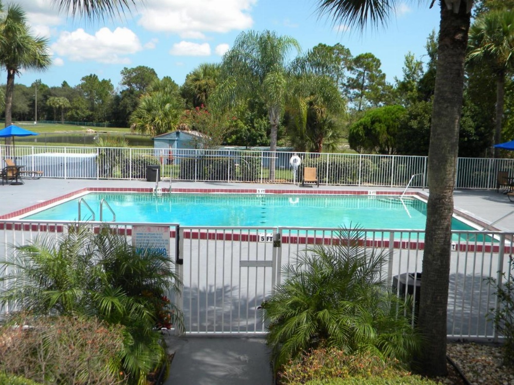 Days Inn by Wyndham Daytona Beach Speedway Image 26