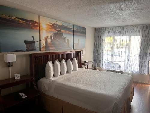 Days Inn by Wyndham Daytona Beach Speedway image 38